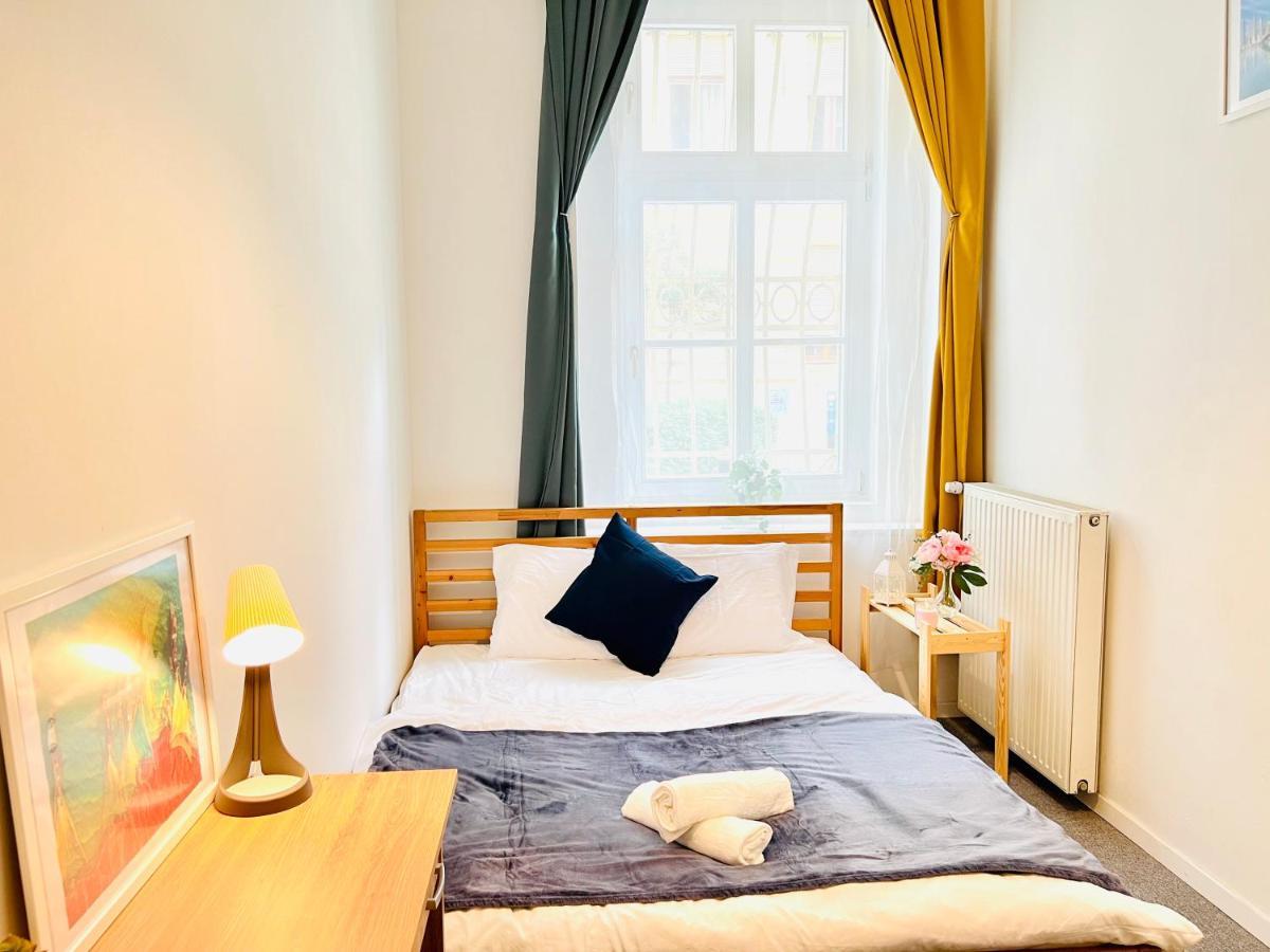 Rozsa Apartment Budapest Budapeste Exterior foto